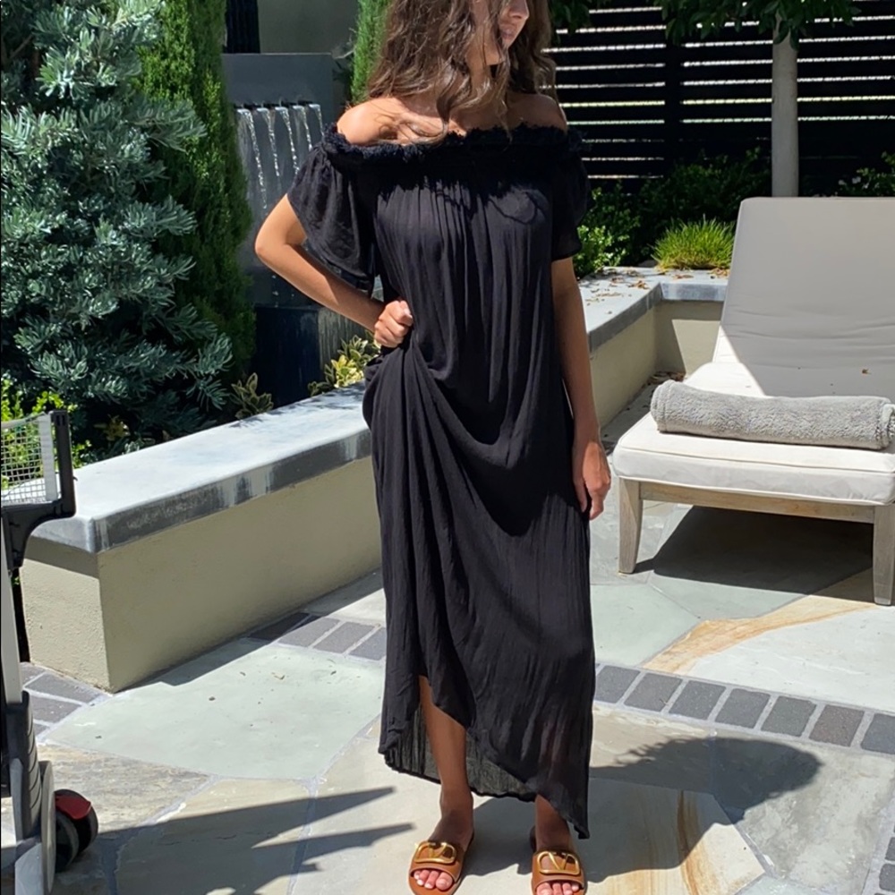 NWT off shoulder maxi dress